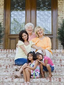 Ar Scaklarda Risk Altnda Olan Kiiler - 4 yandan kk ocuklar ve bebekler - 65 ya ve zerindeki kiiler - Ar kilolu kiiler - Ar egzersiz yapan kiiler - Hastalar ve srekli ila kullanmas gereken kiiler