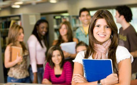 Durumun iyi ynetilememesi halinde, bu basknn her yl artarak devam edeceini belirten etinsaya, okuduu blmden memnun olmayanlara ynelik yeni politikalar gelitirilmesi gerektiini vurgulad.