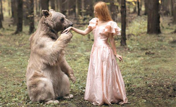 lkel g ve igd sembol olarak grlen aynn, zarif bir prensesin elini pmesi gibi.