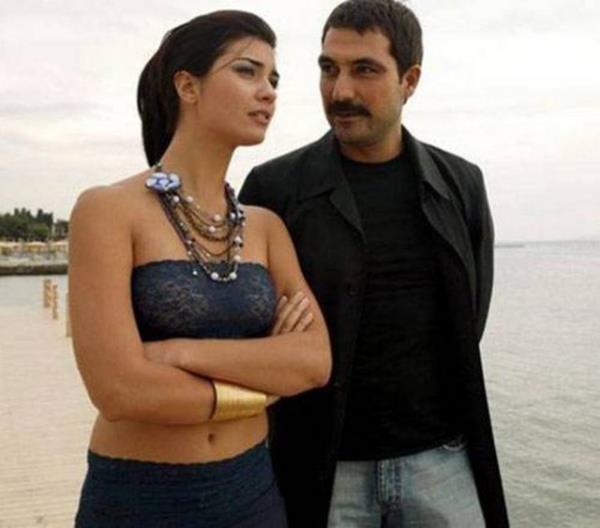 Ihlamurlar Alt�nda