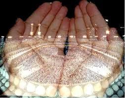 (Her gece seher vakti, Allah tel buyurur ki: stifar eden yok mu, affedeyim. steyen yok mu, vereyim, duasn kabul edeyim.) [Mslim]