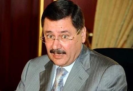 24. Hibir eyi iinde tutmamas