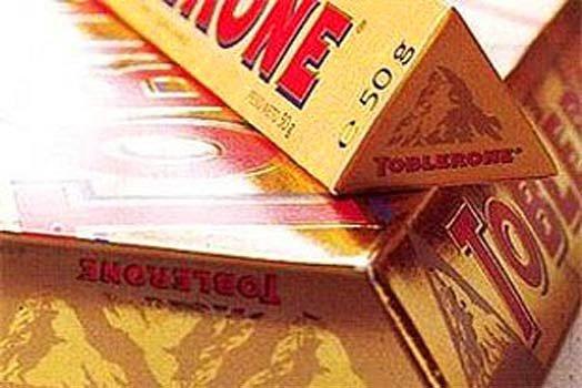 Dnyann drt bir yannda satlyor. Pek ok insan mutlaka bu ikolatay yemitir. Ama pek ok insan bu logoda gizli figr hi farketmemitir.