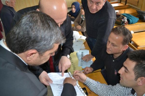 30 Mart yerel seimlerinin ardndan yaplan itirazlar zerine Ar ile farkl illere bal 5 ile ve 2 beldede belediye bakanl, bir ilede ise il genel meclisi seimleri tekrarlanacak. te yeniden sanda gidecek yerler;