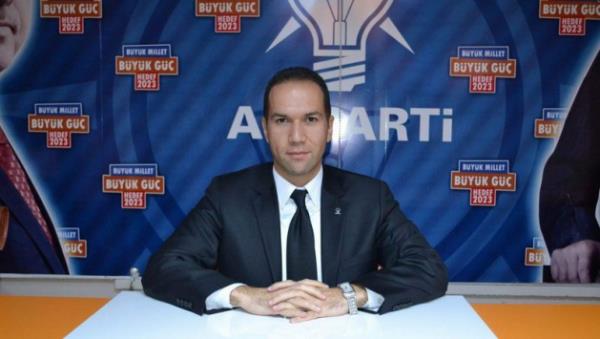 AK Parti l Bakan Emrah zdemir, Keikalesi beldesinde 30 Mart'ta gerekletirilen seimlerin ardndan yaptklar itiraz zerine, belediye bakanl iin kullanlan oylarn yeniden sayldn syledi. Tutanaklarda baz usulszlklerin ortaya ktn iddia eden zdemir, unlar kaydetti: "Seim esnasnda sandk banda tutulan tutanaklarla, gerekse arkadalarmzn yapt resmi tespitlerle oy kullanma hakk olmayan zihinsel engelli 6 kiinin oy kullandn tespit etmi. Ayrca 1017 nolu sandkta da bir kiinin sandk bakan ve sandk kurulunun gz nnde aile bireylerinden 2 kiiyi darp ederek oy pusulasn ellerinden alp oylarn kullanarak sanda atm. Sandk grevlileri tarafndan tespit edilerek tutanaa geirildi. 2 kii darp ve 6 engellinin toplamda 8 kiinin seimin kaderini etkileyecei iin l Seim Kuruluna itirazda bulunduk. l Seim Kurulu, itiraz yerinde buldu ve beldede seimlerin iptaline karar verdi. Bundan dolay belediye bakanl seimi 1 Haziran'da yaplacak."