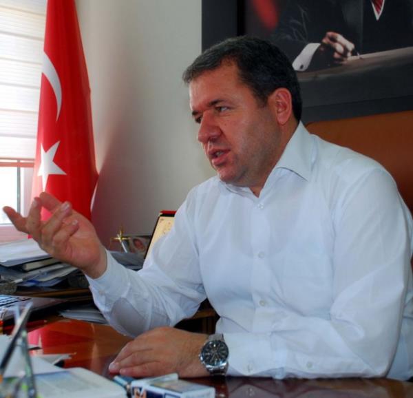 lede seimlerin 1 Haziran'da yenilenmesini kararlatran l Seim Kurulu Bakan Nurullah Bodur, 2 sandkta usulszlk olduunu tespit ettiklerini, bu nedenle seimin 1 Haziran'da yaplmasn kararlatrdklarn syledi.