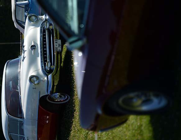 Bir de Bursa Klasik Otomobilciler Derneinin kendi ierisinde yapt organizasyonlar var ehir gezileri gibi. Srekli klasik otomobilleri kullanmaya alyoruz.