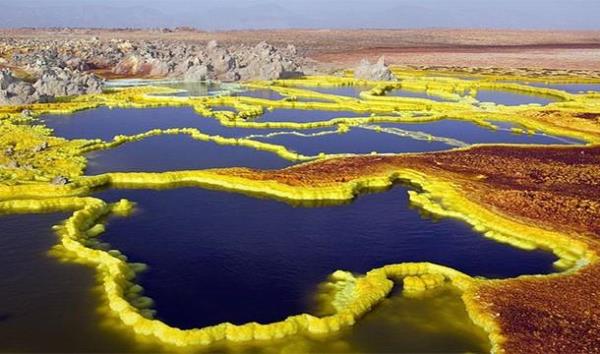 En souk yer bir yana dnyann en scak yeri ise tahmin edeceiniz zere Afrika'da yer alr. Etiyopya'da yer alan Dallol blgesi insann ayak bast ve yaamn srdrd en scak yerdir.