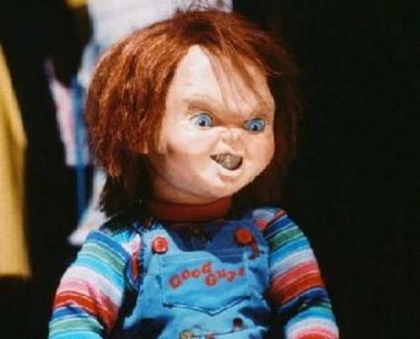 11. Chucky   <p>Filmin ad�: Child's Play/�ocuk Oyunu</p>   Y�l�: 1988 <p>Y�netmen: Tom Holland</p>