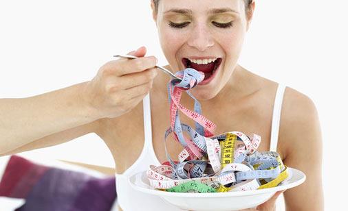 Deniz mevsimi yaklarken, ksa srede hzla kilo verdiren diyetler kadn dergilerinin sayfalarn sslemeye balad.