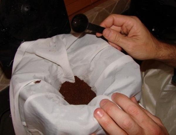 Kahve filtresi olarak gelinlii kullanyor