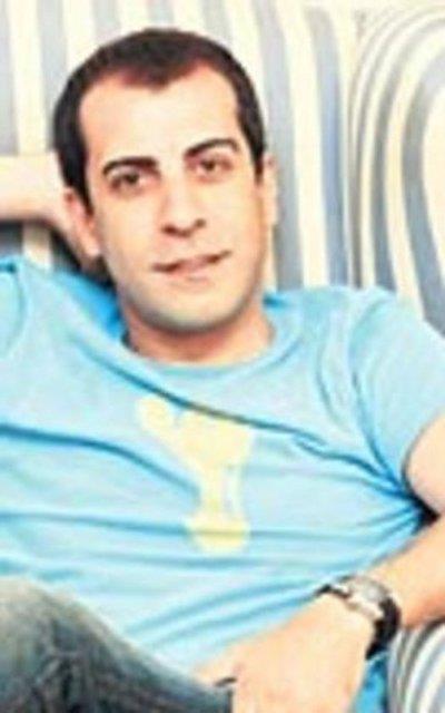 'Bir stanbul Masal'nda, Zekeriya rolyle beeni toplayan oyuncu Emre Karayel de geen mays aynda bir kavgayla anld.