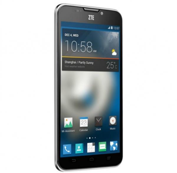 <p><b>ZTE Grand S II</b></p>  zellikler: 5.5 in Full HD dokunmatik ekran, drt ekirdekli ilemci, HSPA+, LTE, WiFi, 14 megapiksel kamera, Full HD video kayt, microSD destei, GPS, micro USB, Bluetooth, drt bant GSM  <p>letim sistemi: Android 4.3 ve ZTE MiFavor kullanc arayz</p>  k tarihi: Muhtemelen 2014'n ikinci eyrei  <p>Fiyat: Belli deil</p>  Aklama: inli firma ZTE, Grand S II ile sadece ucuz telefonlar yapmadn kantlamak istiyort. Son teknolojilere sahip olan cep, ayn zamanda gelimi bir sesli kontrol zelliine de sahip olacak.