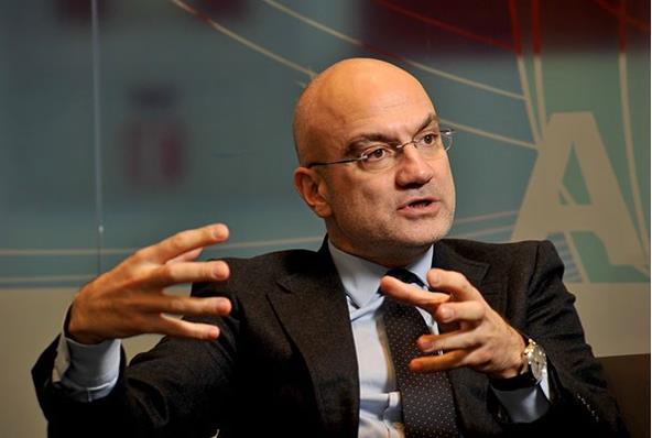 alayan Arkan, Microsoft'un dnya retim kaynaklarndan sorumlu global genel mdr