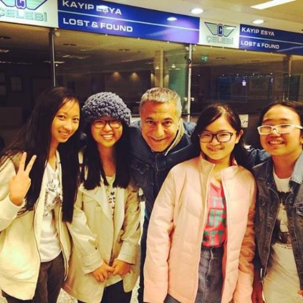 MEHMET AL ERBL Vietnam'dan arkadalarm geldi