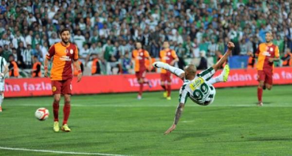 Kanl Ay tutulmasndan sonra oldu her ey, Sabri asist yapt.