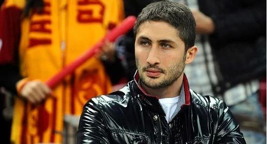 Sabri'nin goln bekliyorum, gzlerim kapal