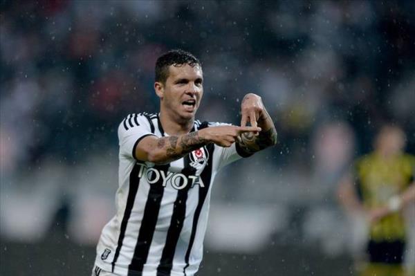 Fenerbahe Sow'u srf Beikta?a gol atsn diye alm olabilir