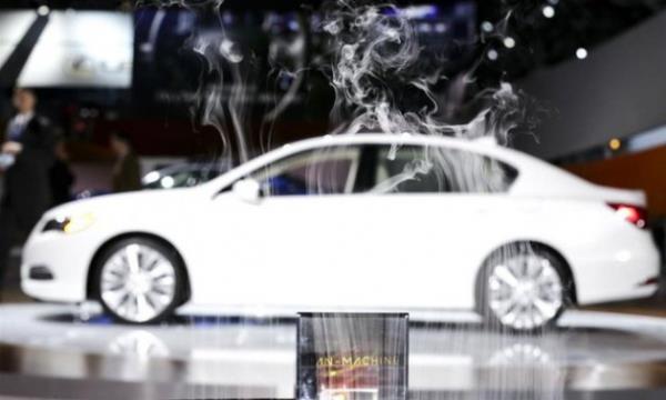 <p><b>Lexus</b></p>  Fuarda firmalarn hazrladklar birbirinden ilgin sunumlar da dikkat ekti.