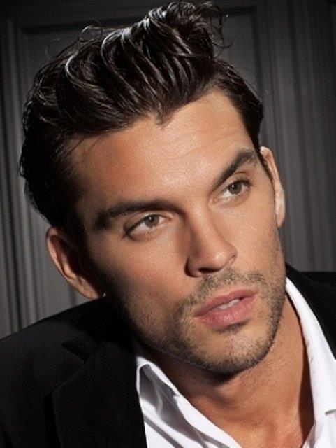 <p><b>SA JLES:</b></p>  Ciltte dknt, cilt altnda klcal damar kanamas yapar.