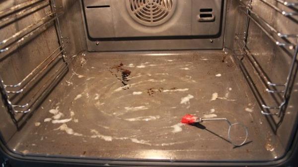 <p><b>FIRIN TEMZLEYC:</b></p>  Cilt, gz ve i organlar iin zararl.