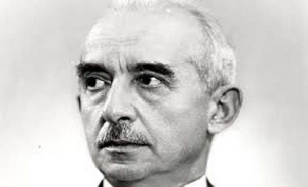 <p><b>8. Cumhuriyet'in fetret devri:</b></p>   Cumhuriyet tarihinde bir defa byk fetret devri, yani cumhurbakansz dnem yaand. Korutrk'n grevden ayrld 1980 yl Nisan' ile 12 Eyll asker darbesi arasnda geen yaklak 5 ayda vekil hsan Sabri alayangil bir rekorun sahibi oldu. Bazlar bir haftaya varan veklet dnemleriyle toplam fetret sresi 6 ay, 14 gn bulmaktadr.