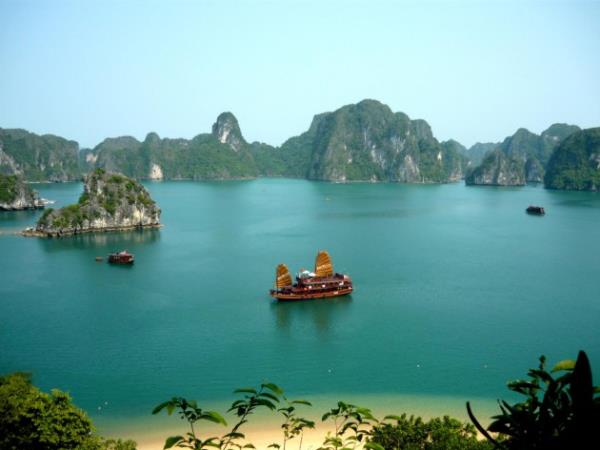 Ha Long Bay - Vietnam