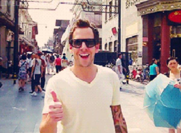 <p><b>3. Buluma ve yemek planlarn o yapar. </b></p>  +Nereye gidiyoruz? -Bilmem, nereye gidelim? +Ne yiyoruz? -Bilmem, ne yemek istersin?