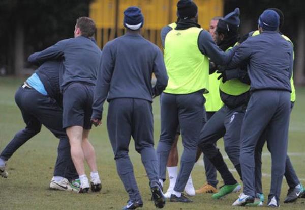 KOLO TOURE-ADEBAYOR (Manchester City)