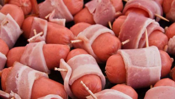 rnlerin iindekiler blmnde yer alan bu maddelerin, gdalarn renk, tat, koku, besin deeri ve raf mrn iyiletirmek amacyla kullanldn belirten Gltekin, bunlarn bitkisel, hayvansal ve sentetik kaynaklardan elde edildiini ifade etti.