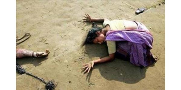 <p><b>2004 Arko Datto</b></p>    Gney Asya'daki tsunam felaketinde yaknlarn kaybeden bir kadnn acsn grntledii bu kareyle Pulitzer kazand...