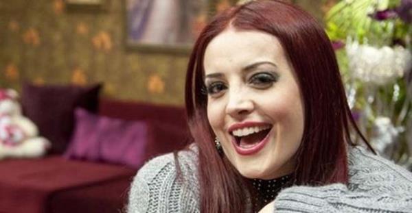 nl oyuncu hayranlarn artan o fotorafn altna ise,