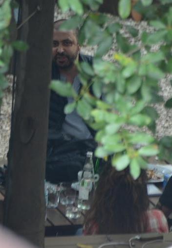 Nejat ler'e eyll ay iin bir dizide konuk oyuncu teklifi gelse, bu grntsyle kamera karsna gemek ister mi?