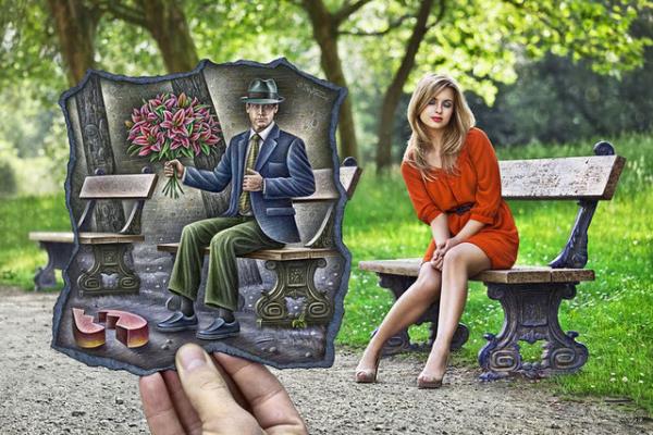 ''Bir yer buluyorum, kara kalem izimini yapyorum, sonra izimi tamamlayacak fotoraf ekiyorum'' diyor Heine alma sistemini anlatrken.