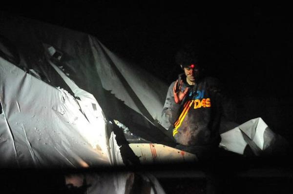 Dzhokar Tsarnaev, Boston Maratonu saldrsn yapanlardan bir tanesi. Alnnda sniper lazerleriyle tutuklanyor. (2011)