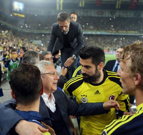 Allah bi daha hibir ampiyonluu bu ekilde anlaml kldrmasn 19 yanda 19. ampiyonluk