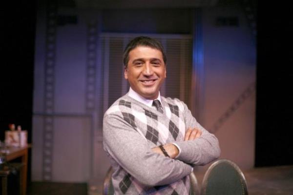 Cem Davran - Futbol'da ampiyonlua ulaan Fenerbahe'yi ve renklere gnl vermi dostlar yrekten kutluyorum, tebrikler.