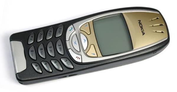 <p><b>Nokia 6310</b></p>  k tarihi: 2001