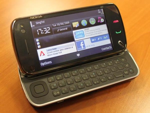 <p><b>Nokia N97 mini</b></p>  k tarihi: 2009