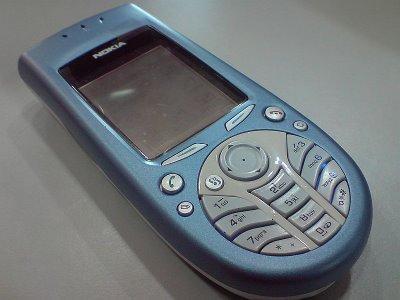 <p><b>Nokia 3660</b></p>  k tarihi: 2003