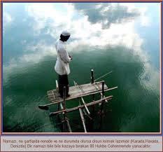 Demek oluyor ki, koruyucu hekimliin artlarndan biri ve birincisi de temizliktir. Demek ki, namaz ayn zamanda koruyucu hekimliktir ve dolaysyla namazna devam eden ayn zamanda saln korumaya da devam etmitir.