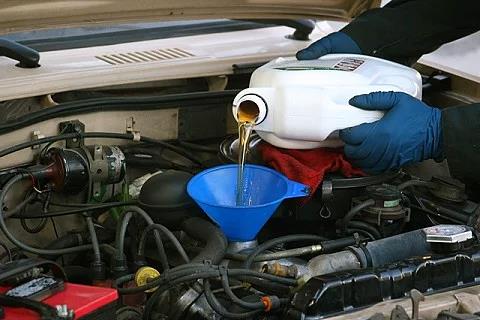 16. Aracn yan ve cam suyunu deitirmeyi bilin