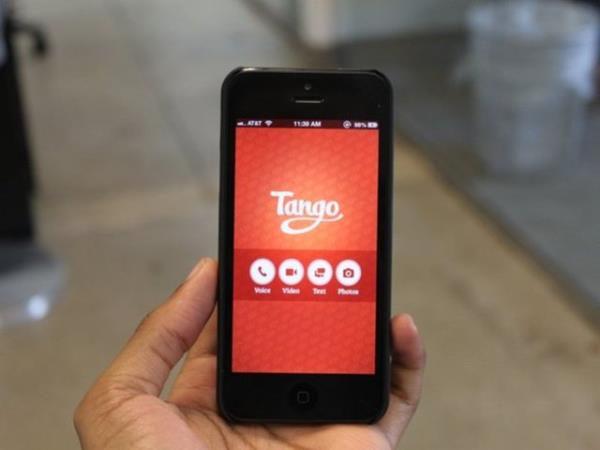 Yazlm kullancnn sosyal medyadaki hesabndan tercihlerini belirleyip, evresinde bu tercihlere en uygun olan kullanclarn tmn lokasyon bilgisiyle birlikte getiriyor.