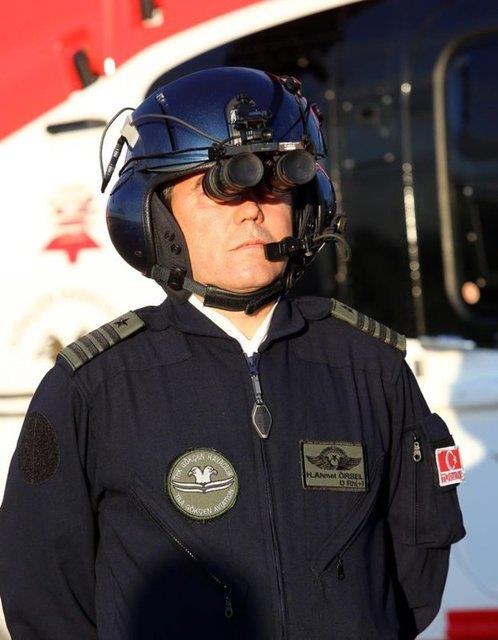 THK Genel Bakan Osman Yldrm, ilk kez eitim alan 2 helikopter pilotunun basn mensuplarna tantld trende, 5 helikopterle baladklar ambulans helikopter hizmetini u an 17 helikopterle srdrdklerini syledi