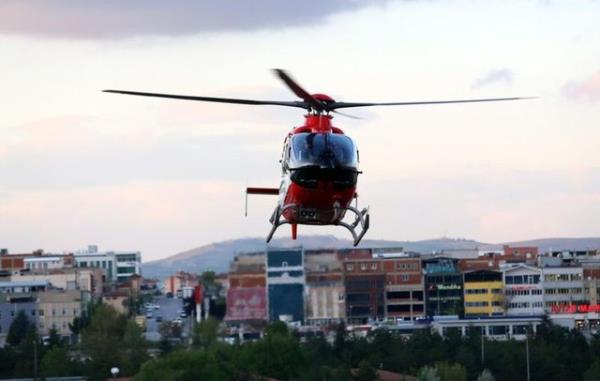 nsanlarn yaamlarn sadece gndz deil gece de devam ettirdiine dikkati eken Yldrm, kaza, doum ve acil hasta vakalarnda ambulanslarn Trkiye'nin eitli yerlerinde grev yapacan syledi.