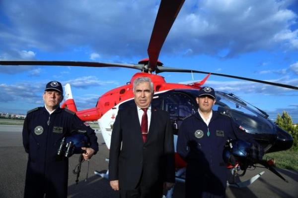 Yldrm, bu kabiliyetin ok az lkede kullanldn, bu teknolojinin Trkiye'de kullanlmasnn byk nem arz ettiini belirterek, helikopterlerin ilk etapta insan younluunun fazla olduu Ankara, stanbul, zmir ve Antalya gibi illerde...