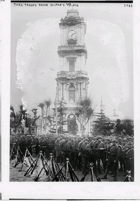 Fotoraflar ekenler zerlerine kendi notlaryla nereye ait olduklarn da belirtmiler.