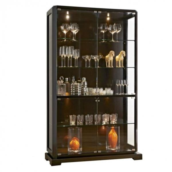 Ve her evde mutlaka olan vitrin