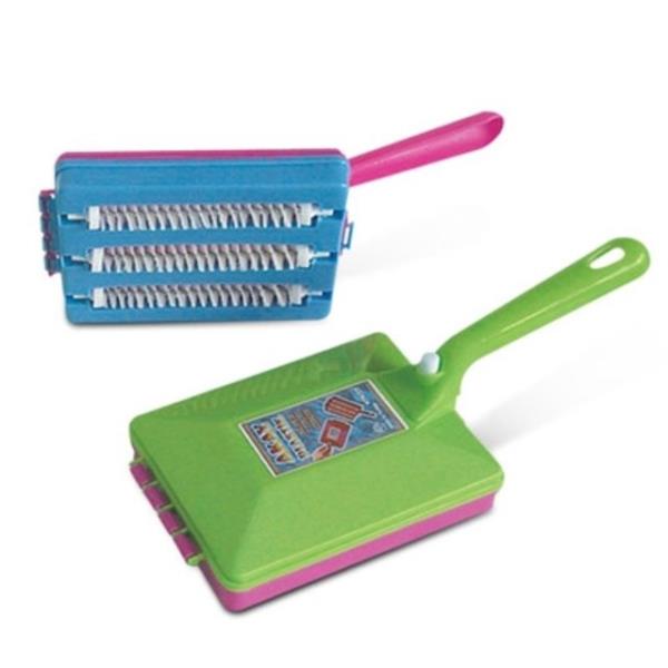 <p><b>Grgr </b></p>  Aslnda imdiki zamanlarda pek fazla kullanlmayan ve yerini elektronik haline brakm olan, fakat bir zamanlarn efsanesi bir alettir grgr. Haldaki krntlar bir usta edasyla alr, geriye hibir ey brakmazd.