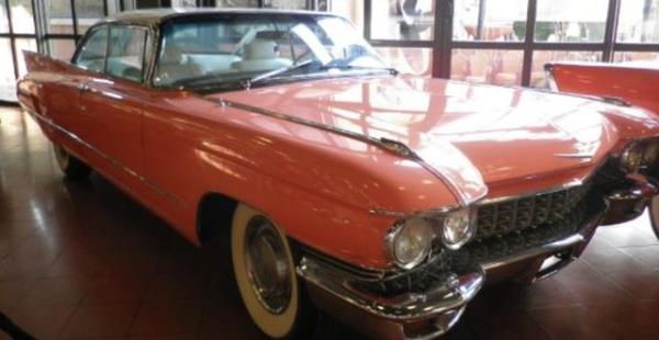 Sadece sanat eserleri deil antika otomobiller, uaklar da kr ettiriyor.